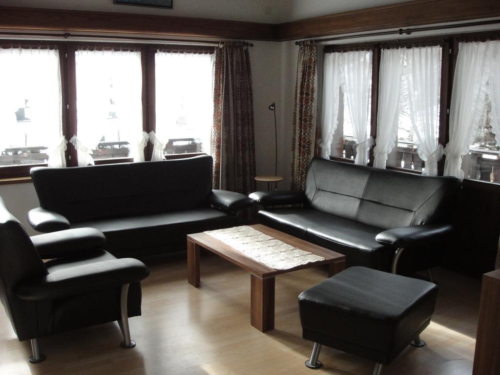 Chalet Sunstar Saas-Grund Quarto foto